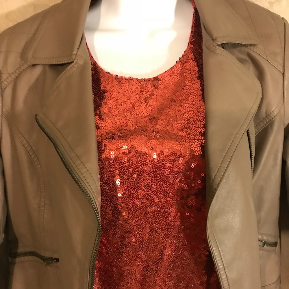 Jacket - Picture 2 of 3